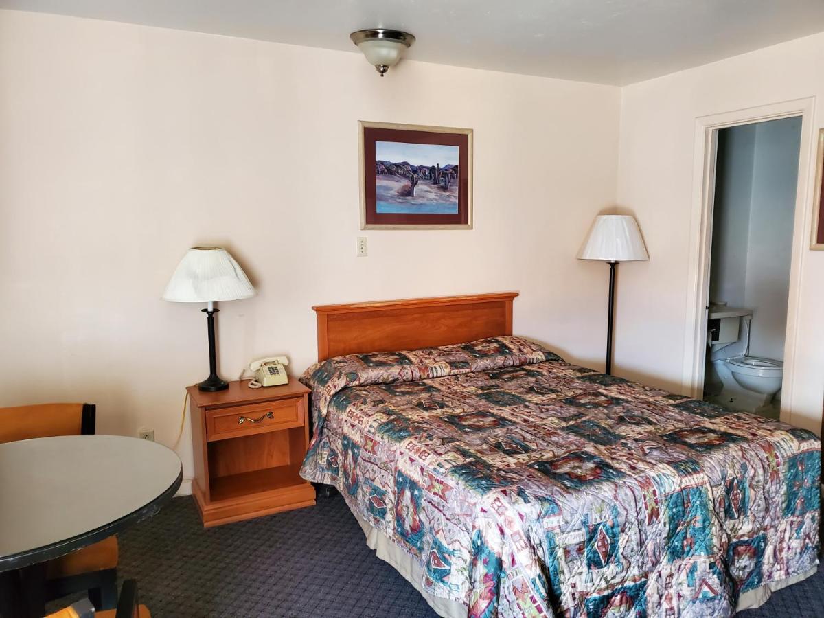 Sands Motel Grants Exterior photo